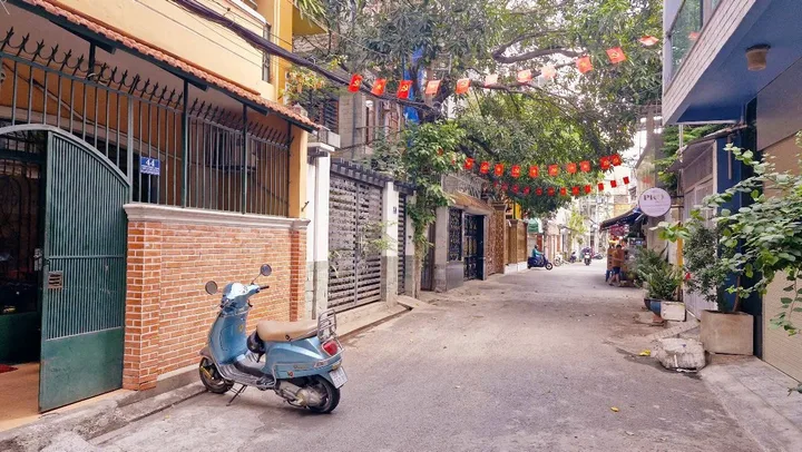Bán Nhà riêng 70.5m2 giá 13.8 tỷ tại đường Trương Hoàng Thanh Phường 12 Quận Tân Bình TP. Hồ Chí Minh