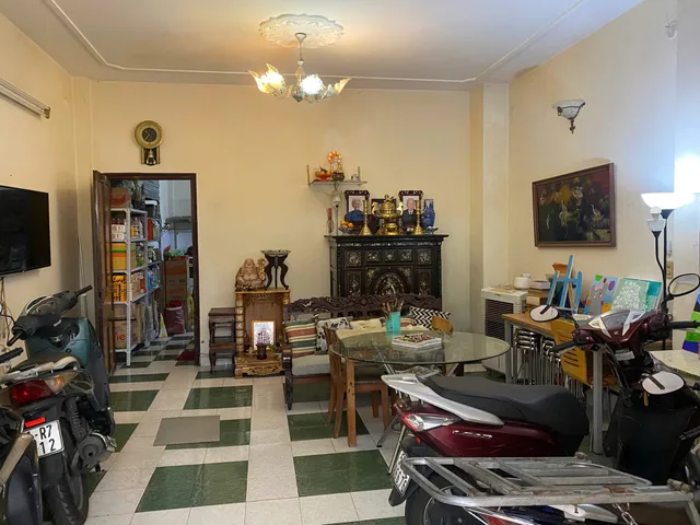 Bán Nhà riêng 70.5m2 giá 13.8 tỷ tại đường Trương Hoàng Thanh Phường 12 Quận Tân Bình TP. Hồ Chí Minh