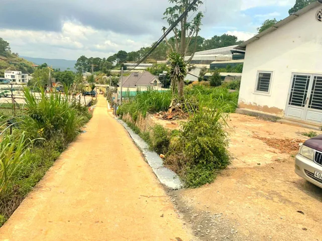 ĐẤT RỘNG 600M2, VIEW THÔNG, NHÀ SẴN – GÓC 2 MẶT TIỀN ĐƯỜNG XE HƠI