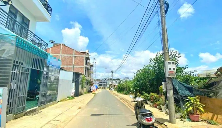 ĐẤT ĐẸP FULL THỔ CƯ KQH ĐƯỜNG NHỰA 8M – CÁCH HỒ XUÂN HƯƠNG 5KM