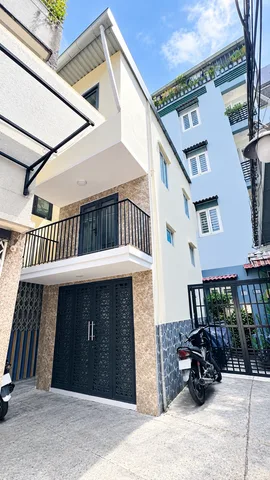 CĂN GÓC 2 PHÒNG NGỦ MẶT TIỀN HẺM 232 ĐOÀN VĂN BƠ QUẬN 4