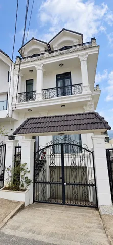 Cho thuê villa full nội thất 5 phòng ngủ giá 25 triệu tại Đường An Sơn Phường 4 Thành phố Đà Lạt Lâm Đồng