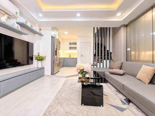 SIÊU PHẨM VỊ TRÍ ĐẸP - HXH LÊ VĂN SỸ TÂN BÌNH - 4 TẦNG BTCT - NHÀ MỚI - CHỈ NHỈNH 7Đ