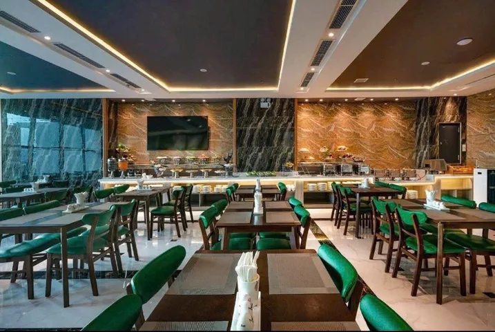 Bán Khách sạn 211m2 có sẵn 211 m2 thổ cư giá 170 tỷ tại Phường Vĩnh Nguyên Thành phố Nha Trang Khánh Hòa