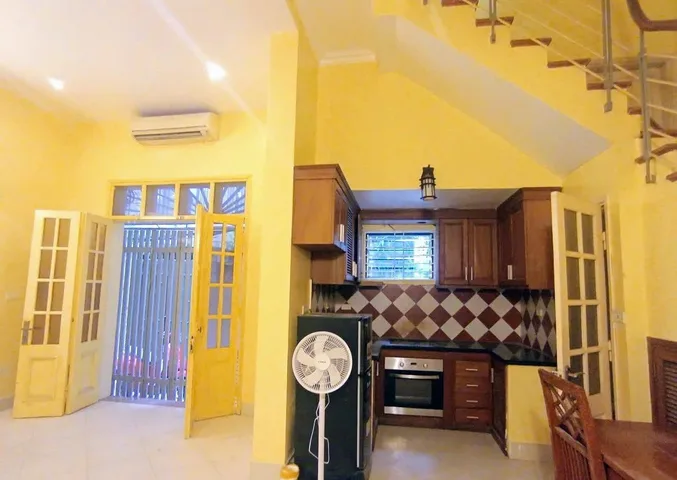 Cho thuê Nhà riêng 50m2 giá 15 triệu tại Phường Quảng An Quận Tây Hồ Hà Nội