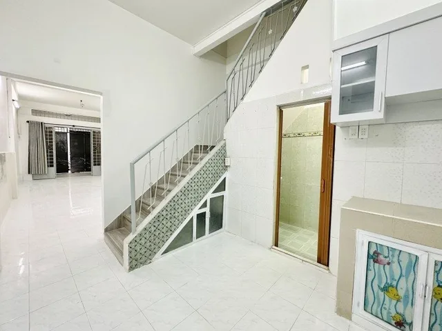 Nở hậu, sổ A4 Thích Quảng Đức, P.5, Phú Nhuận, 4.2x15.3m, 2 tầng, chỉ 8.8 tỷ