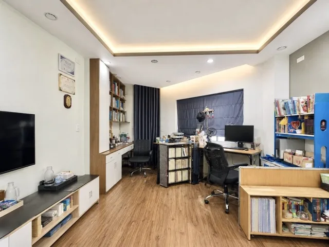 Bán nhà thang máy Nguyễn Công Hoan, P.7, Phú Nhuận, 4x14.5m, 5 tầng, chỉ 13 tỷ