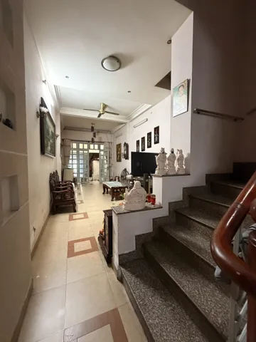 Giá thấp nhà mặt tiền Nguyễn Kiệm, P.4, Phú Nhuận, 123m2, 4 tầng, chỉ 30.75 tỷ