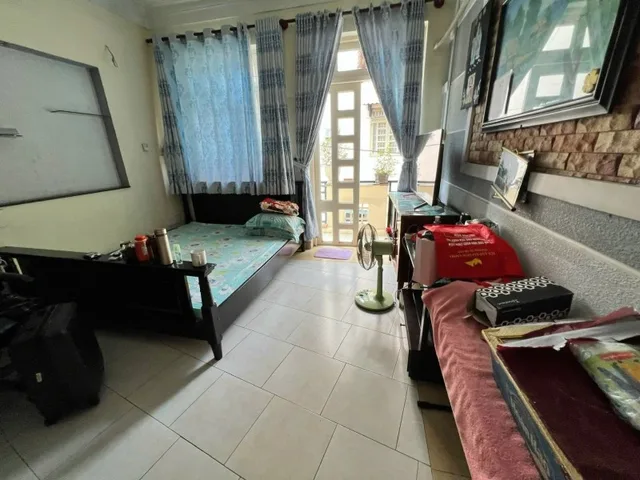 Hạ mạnh nhà HXH Hoàng Hoa Thám, P.7, Bình Thạnh, 4x21m, 4 tầng, chỉ 12 tỷ