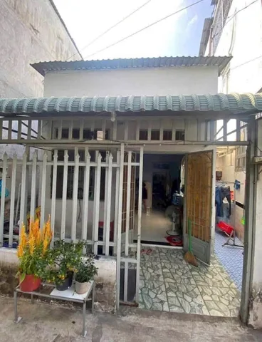 Bán Nhà riêng 225m2 có sẵn 100 m2 thổ cư giá 815 triệu tại Đường Quốc lộ 13 - Chọn - Phường Minh Hưng Đồng Nai