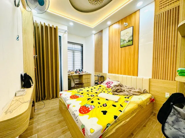 TÂN BÌNH - XE HƠI ĐẾN NHÀ - BA MẶT HẺM - THẲNG 1 TRỤC CÁCH MẶT TIỀN ĐƯỜNG 20M