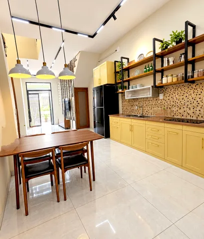 Nhỉnh 8 tỷ nhà mới xây gần khu Tên Lửa,DT(112m2)Ngang khủng 8m,hẻm xe tải,vào ở ngay(K2).