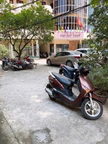 Cho thuê Căn hộ chung cư 100m2 giá 10.5 triệu tại Đường La Thành Phường Ô Chợ Dừa Quận Đống Đa Hà Nội
