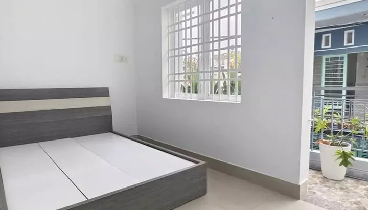 BÁN NHÀ 32 m² KHU TÂY THẠNH
KHU PHỐ YÊN TĨNH