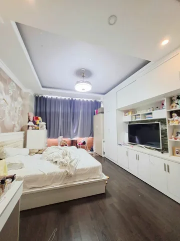 Khu VIP CHDV mặt tiền Hoa Sữa, P.7, Phú Nhuận, 134m2, 5 tầng, chỉ 38 tỷ