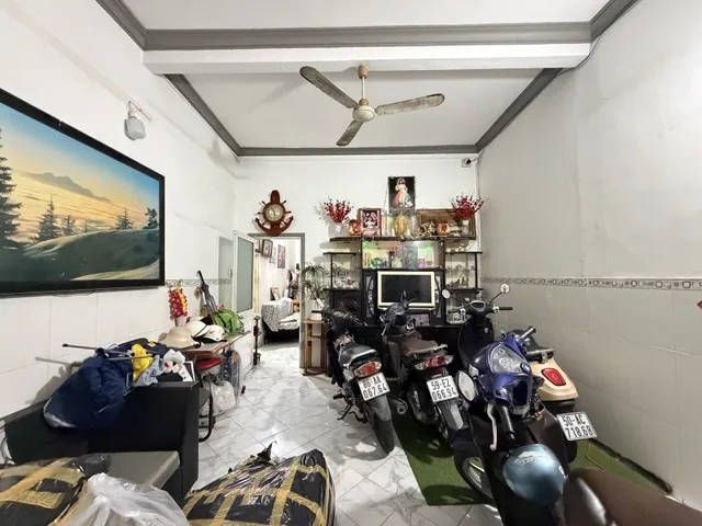 Bán nhà nở hậu 7m Nguyễn Trọng Tuyển, P.8, Phú Nhuận, 4x15m, 2 tầng, chỉ 9.5 tỷ