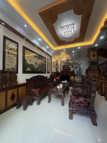 Bán Nhà riêng 160m2 có sẵn 160 m2 thổ cư giá 12 tỷ tại Đường Phạm Văn Đồng Phường Hoa Lư Thành phố Pleiku Gia Lai
