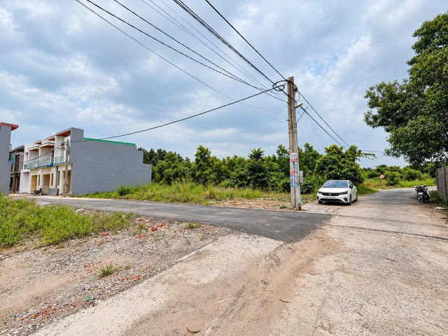 Ngộp Giảm Giá Bán Gấp‼️ 2 Lô Liền Kề 8x23m - Ngay 1sec HL15 vào hơn 100m