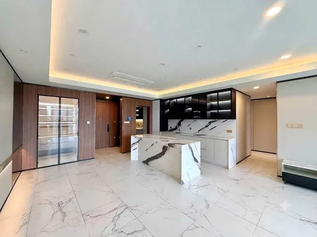 BDS HVL [NC] | Độc quyền cho thuê căn hộ B6.8 Galleria