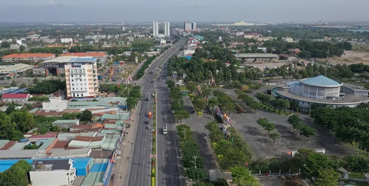Bán Đất 5x20m 100m2 có sẵn 40 m2 thổ cư giá 1.15 tỷ tại Xã Tân Hoà Thành phố Phú Mỹ Bà Rịa - Vũng Tàu