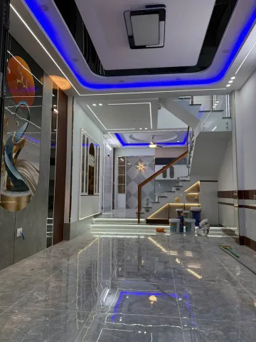 BÁN NHÀ 4 TẦNG ĐƯỜNG XE HƠI CÁCH ĐỖ XUÂN HỢP 200m.