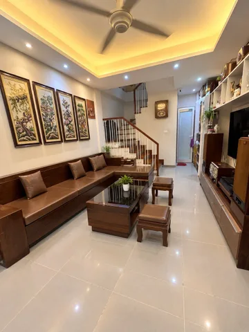 💥NHÀ KHU TRUNG TÂM HOÀN KIẾM-GẦN PHỐ-VÀI BƯỚC RA HỒ GƯƠM-NGÕ RỘNG THOÁNG🔥