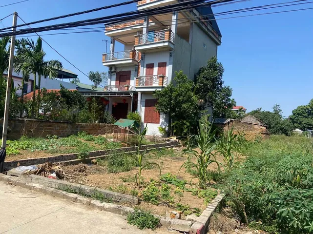 Bán 100m2 đất thổ cư sẵn sổ giá chỉ nhỉnh 1tỷ Xã Phú Cát Huyện Quốc Oai Hà Nội ạ