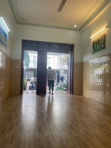 Nhà riêng 120m2 có sẵn 115 m2 thổ cư giá 3.87 tỷ tại Đường Hòa Trung Phường Vĩnh Hòa Thành phố Nha Trang Khánh Hòa