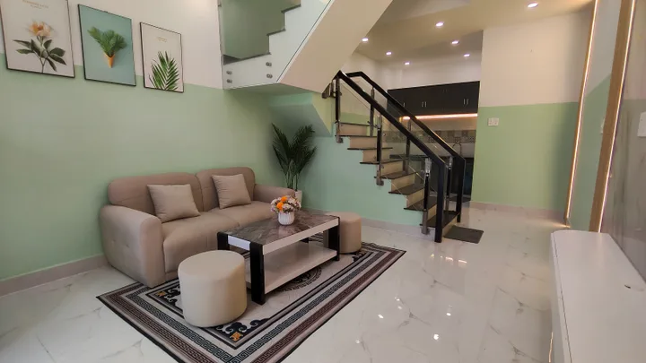 Chỉ nhỉnh 4Đ nhà hẻm xe tải 7m, 40m2 full nội thất