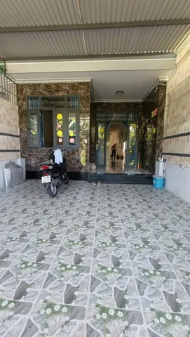 BÁN NHÀ ĐƯỜNG 6M HẺM HUỲNH THÚC KHÁNG - THÔN AN NINH (DIÊN AN)