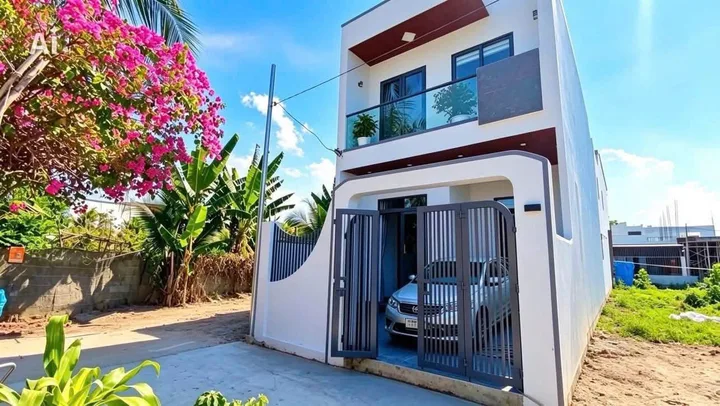 BÁN NHÀ 2 TẦNG HẺM ÔTÔ ĐƯỜNG XÓM CỐM - THÔN PHÚ ÂN NAM 3 (DIÊN AN)