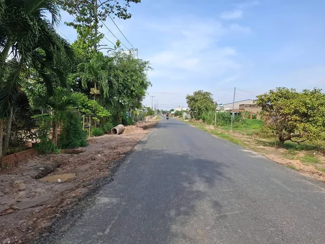 Bán Đất Mặt Tiền 500m2 có sẵn 500 m2 thổ cư giá 3.6 tỷ tại Xã Mỹ Hạnh Bắc Huyện Đức Hòa Long An