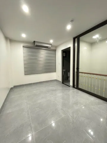 BÁN NHÀ  PHÂN LÔ KIM ĐỒNG – HOÀNG MAI  7 TẦNG THANG MÁY – Ô TÔ TRÁNH – VỈA HÈ!