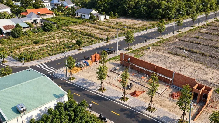 Bán Đất 1000m2 có sẵn 240 m2 thổ cư giá 180 triệu tại Thị trấn Chơn Thành Thị xã Chơn Thành Bình Phước