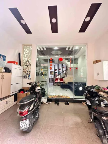 NHÀ LÊ VĂN SỸ 4 TẦNG - 57M2 - NGANG 4,5M - TRUNG TÂM PHÚ NHUẬN - CHỦ NHÀ PHÚC HẬU