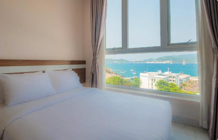 CHỦ CẦN BÁN – KHÁCH SẠN 2 MẶT TIỀN NHA TRANG- DÒNG TIỀN 250TR/TH- GIẢM SÂU 10 TỶ
