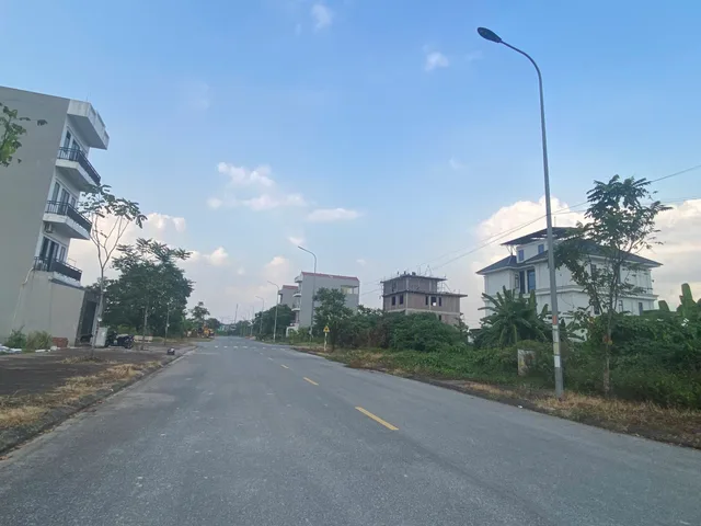 📌Bán Đất Đấu Giá Kim Chân, Mặt Đường 22m, Mt 5m Dt 100m2 Giá 4.3 Tỷ
