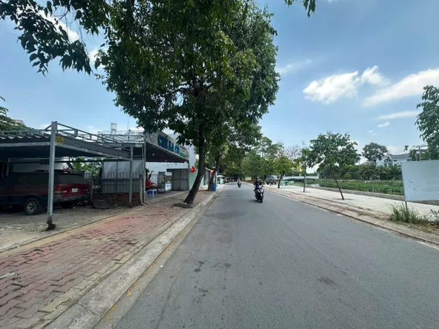 Hiếm! Lô đất 150m2 giá 2 tỷ 850 triệu. Vĩnh Phú 10, Thuận An, TPHCM. Gần BV Hạnh Phúc, sổ riêng