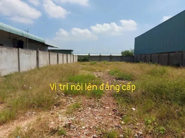 Bán Đất 160m2 có sẵn 55 m2 thổ cư giá 450 triệu tại Đường Quốc lộ 13 - Chọn - Phường Minh Hưng Đồng Nai