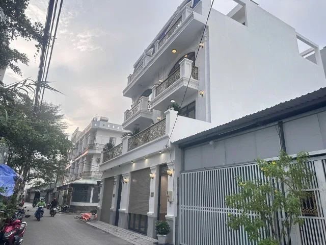 Bán Nhà riêng 84m2 có sẵn 84 m2 thổ cư giá 10.5 tỷ tại Đường Lê Văn Lương Xã Hiệp Phước Huyện Nhà Bè TP. Hồ Chí Minh