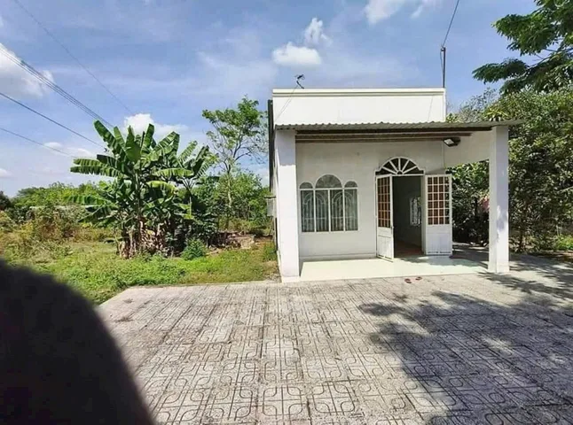Bán Đất 1000m2 có sẵn 100 m2 thổ cư giá 580 triệu tại Đường Quốc lộ 13 - Chọn - Phường Chơn Thành Đồng Nai