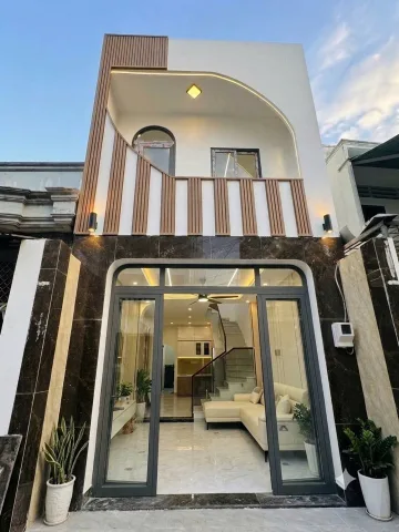 NHÀ ĐẸP TÔ HIỆU – HẺM XE HƠI – CÁCH MẶT TIỀN VÀI BƯỚC – DT 50M² – 2 TẦNG – NHỈNH 6 TỶ.