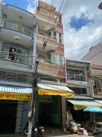 Bán Nhà riêng 62.8m2 có sẵn 62.8 m2 thổ cư giá 9.5 tỷ tại Phường Mỹ Long Thành phố Long Xuyên An Giang