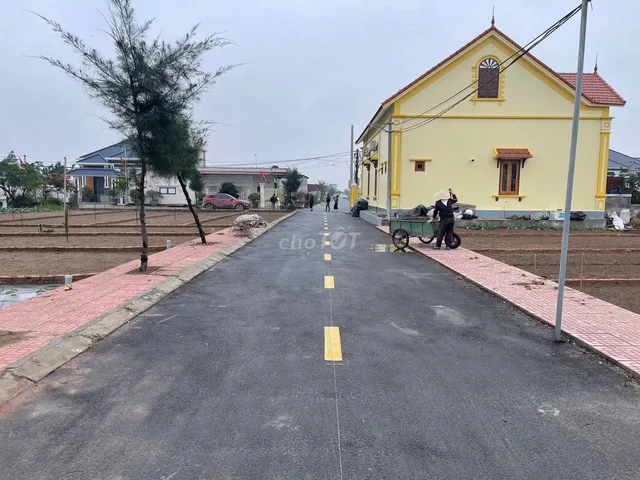 BÁN ĐẤT DT 168m2  TẠI THỊ TRẤN THỊNH LONG HUYỆN HẢI HẬU NAM ĐỊNH