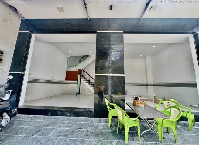 🏡 BÁN NHÀ 3 TẦNG NGANG 8M – ĐƯỜNG 10M CÓ LỀ GẦN LÊ VĂN QUỚI
