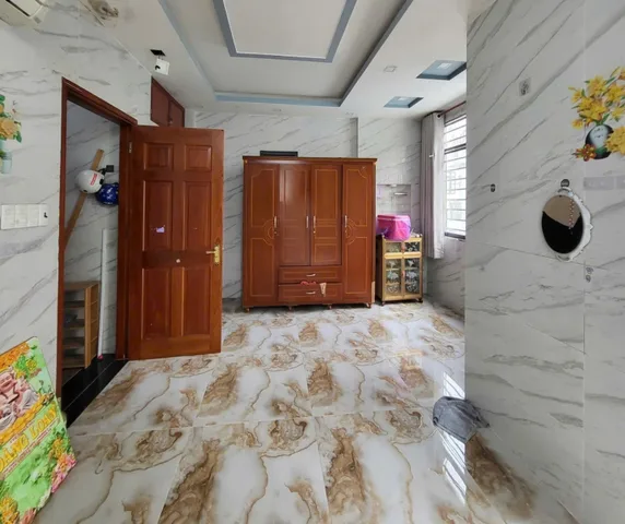Bán nhà hẻm Ô tô Lý Thường Kiệt, QUẬN 10, 5 tầng, Giảm mạnh còn 5.8 tỷ