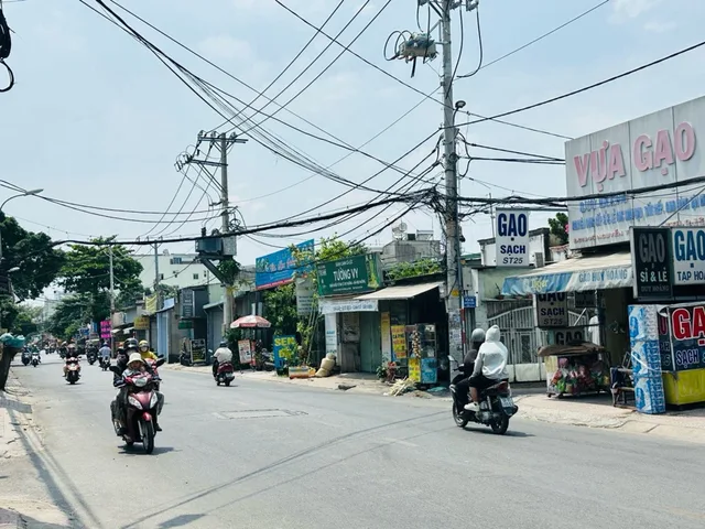 Bán Nhà riêng 100m2 có sẵn 100 m2 thổ cư giá 7.8 tỷ tại Đường Nguyễn Thị Kiêu Phường Tân Thới Hiệp Quận 12 TP. Hồ Chí Minh