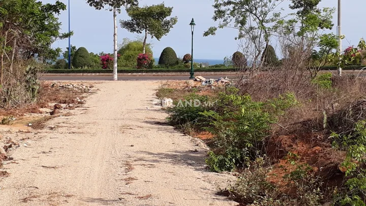 Rẻ nhất thị trường-Đất MT 40m-Thiện Nghiệp-Phan Thiết-DT 4.740m2-Gần 706B,715