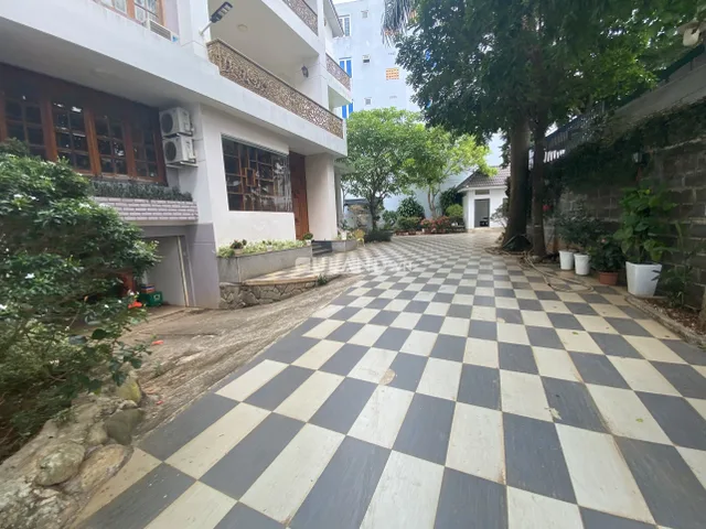 BIỆT THỰ CAO ĐẠT - CHÍNH CHỦ CẦN BÁN ĐỊNH CƯ NƯỚC NGOÀI
