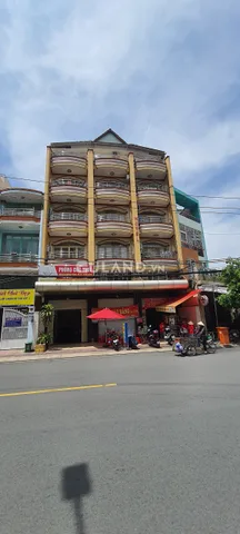 cho thuê nhà mặt tiền đường chợ lớn